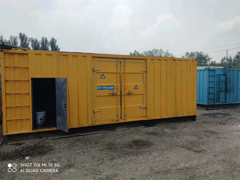 南海200KW柴油发电机组需要配备什么型号的电缆线？