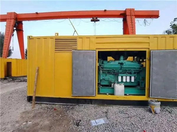 南海冬季低温环境下，500KW发电机组应该选择什么类型的启动电瓶？